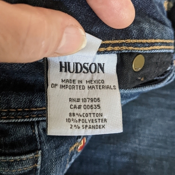 HUDSON Beth Baby Boot Jeans 25 Obscurity Slim Small Flare Mid Rise Mid Wash - Picture 14 of 15